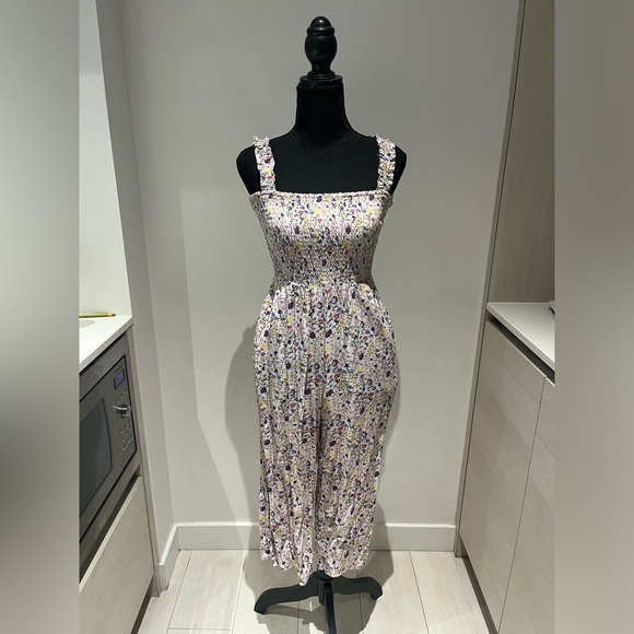 WILFRED Flowered Cropped Romper Size XS (True Size 6) With Pockets! - Picture 2 of 4